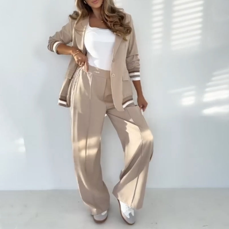 Damespak - Getailleerde Blazer - Wijde Pijpen - Zachte Stoffenmix - Tijd voor Stijl